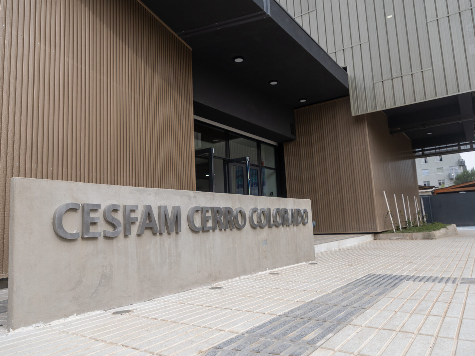 Trabaja con nosotros en el nuevo CESFAM Cerro Colorado – Ilustre ...